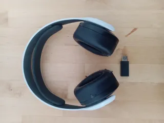 PlayStation 5 + 2 mandos + Pulse 3D + juegos