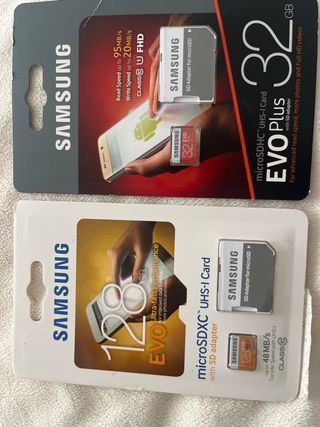 2 Tarjetas MicroSD Samsung 32GB y 128GB con Adapta