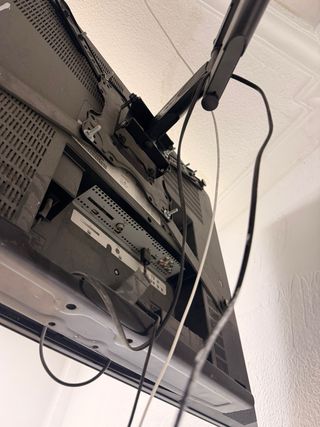 Televisor Philips con Amazon TV y Soporte