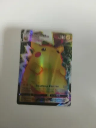 Pikachu VMAX Carta Pokémon