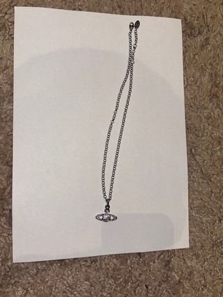 Collar Vivienne Westwood Cristales Efecto Diamante