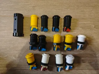 Joystick y botones arcade