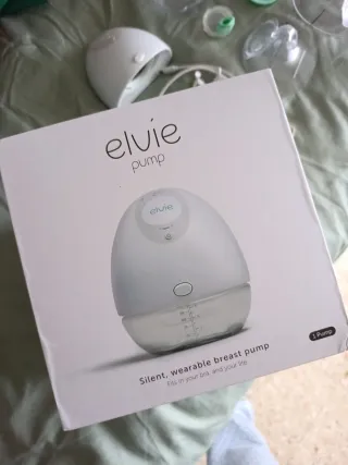 Elvie Pump - Extractor de leche silencioso.
