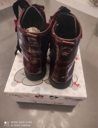 Anfibi bambina bordeaux manca una stellina decora