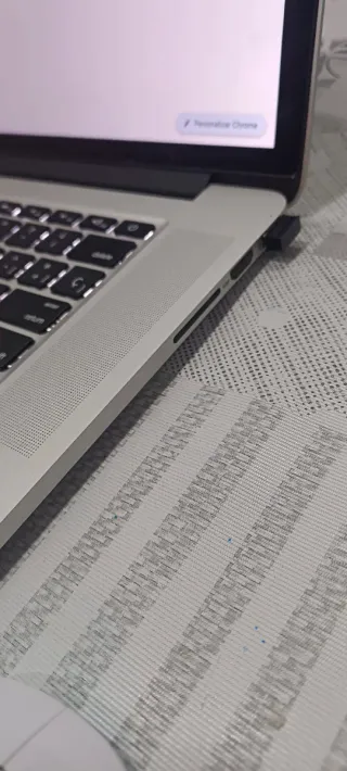 MacBook Pro 15 Plata i7 2.2ghz SSD 512 16gb ram