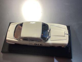 Coche Alfa Romeo 2600 Sprint 1/43