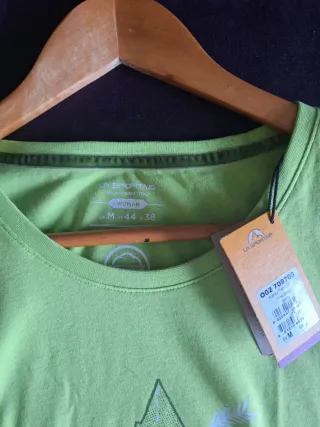 Camiseta La Sportiva sin estrenar.