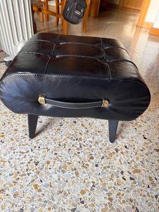 Reposapiés vintage piel negro