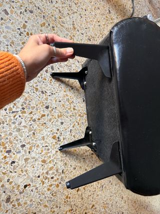 Reposapiés vintage piel negro