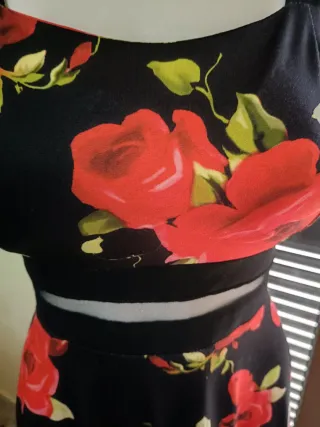 Abito donna nero con fiori rossi