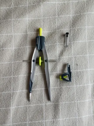 Compás de precisión Maped