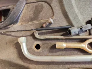 Lote repuestos de coche y accesorios, varios