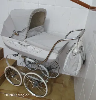 Carrito de bebé clásico
