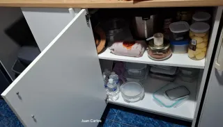 Mueble de cocina madera y blanca