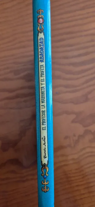 Abadazad. El profesor, la marioneta y el profeta