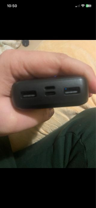 Powerbank nero con design a coste