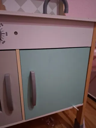 Cocinita de madera infantil