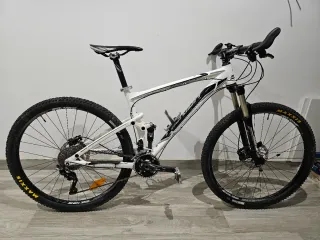 Bicicleta Merida Big Ninety-Nine 900.