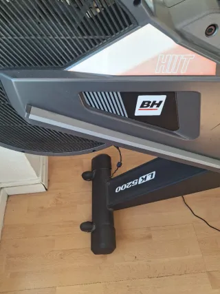 Máquina de Remo BH LK 5200