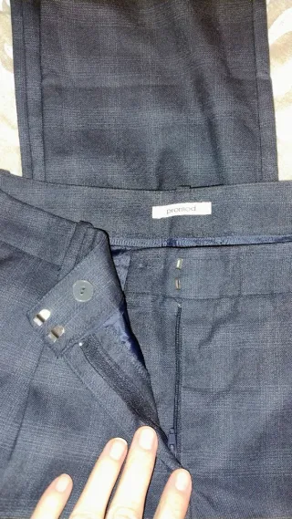 Pantalón de vestir azul y gris