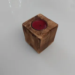 Portacandele in legno fatto a mano