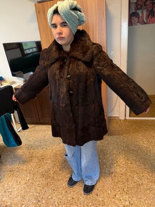 Chaqueta de piel marrón