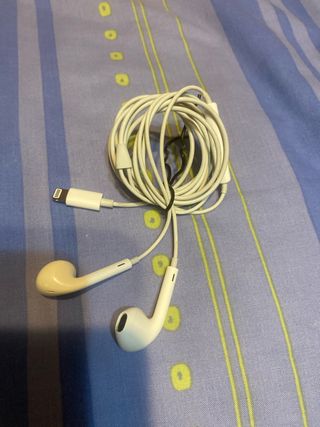 Auriculares Apple iPhone Blancos Cableados