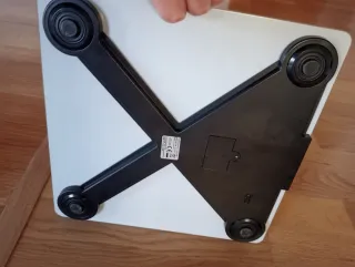 Báscula digital Rowenta.