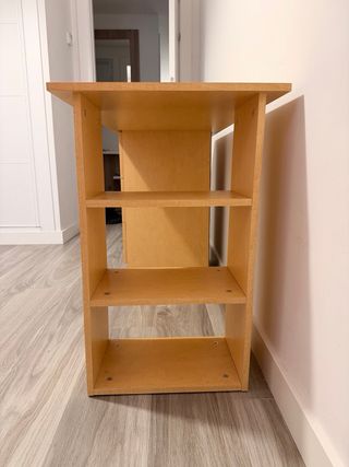 Escritorio madera con cajones y estanterías