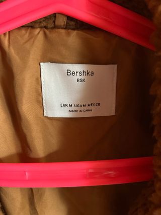 Abrigo Bershka Marrón Talla M