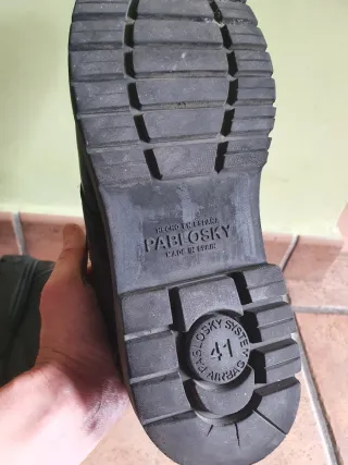 Zapatos escolares negros