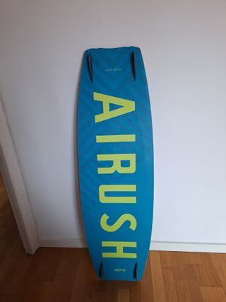 Tabla Kitesurf Switch 135x40 Kite airush 6m y 8m