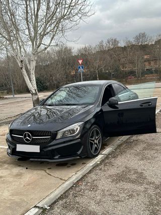 Mercedes-Benz CLA200 Amg Line