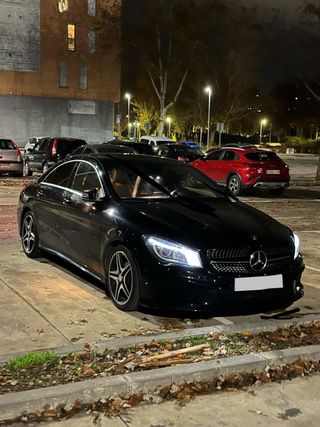 Mercedes-Benz CLA200 Amg Line