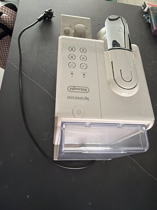 Cafetera Nespresso Lattissima Touch