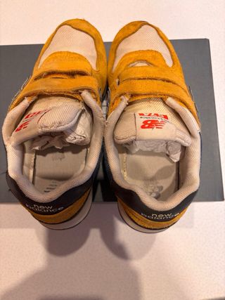 New Balance Giallo Senape Misura 32