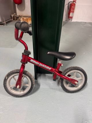 Bicicleta sin pedales Chicco Red Bullet