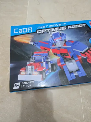 CADA Optimus Robot 251 piezas