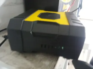 Cargador Batería Coche Moto Tractor LCD