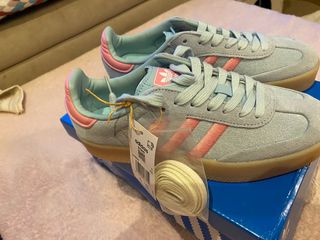 Adidas Samba Azul-Verde y rosa. Talla 39