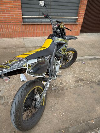 Moto 50cc Supermotard Manual Derbi senda extreme