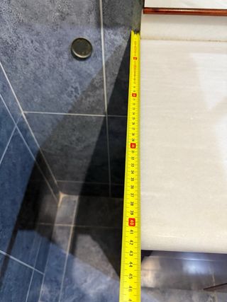 Mueble de baño madera y mármol