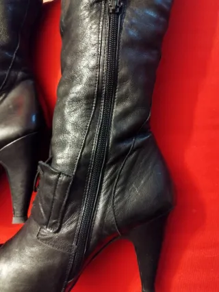 Stivali vera pelle neri tacco alto