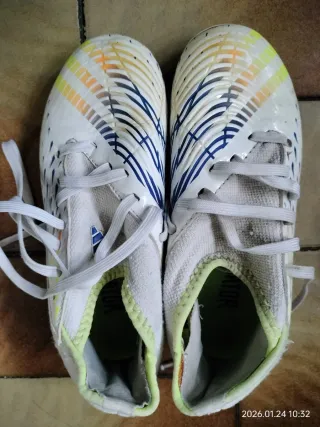 Zapatillas de fútbol multicolor