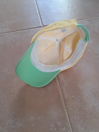 Gorra infantil ajustable dinosaurio espacio