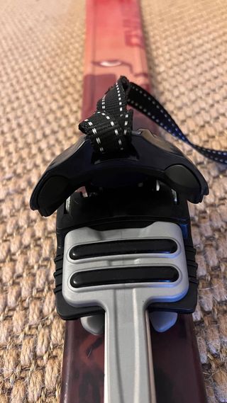 Esquís Dynafit ST 3.0 + Pieles Montana Skins