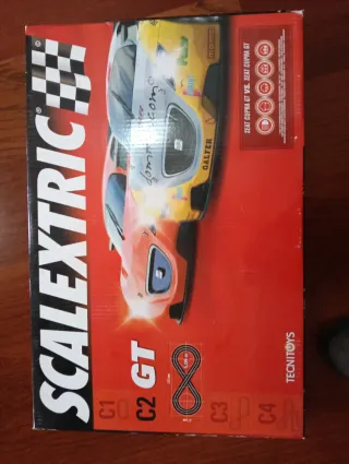 Scalextric C2 GT Seat Cupra GT vs Seat Cupra GT