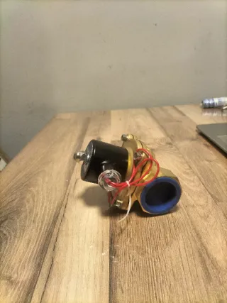 Válvula Solenoide Latón Eléctrica