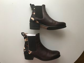 Botines de cuero marrones