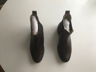 Botines de cuero marrones